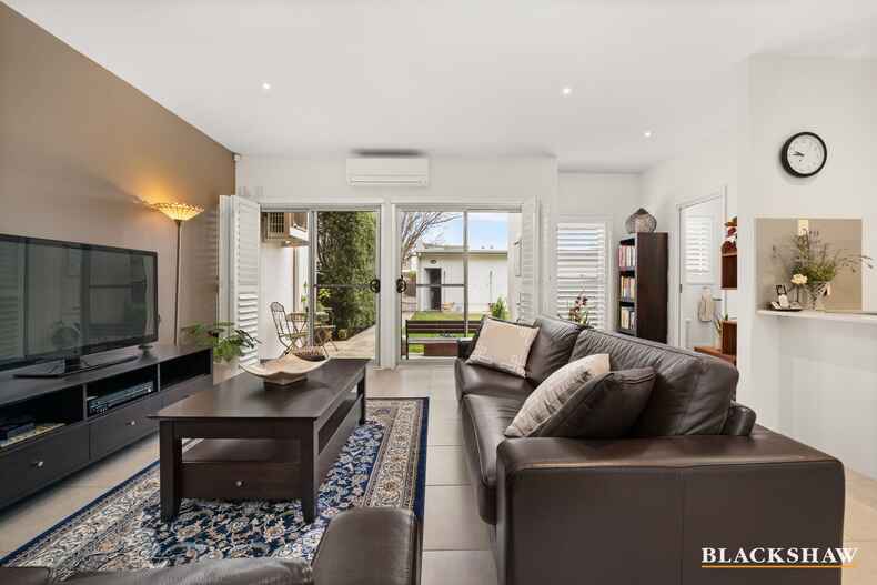 32 Aspinall Street Watson 32 Aspinall Street Watson