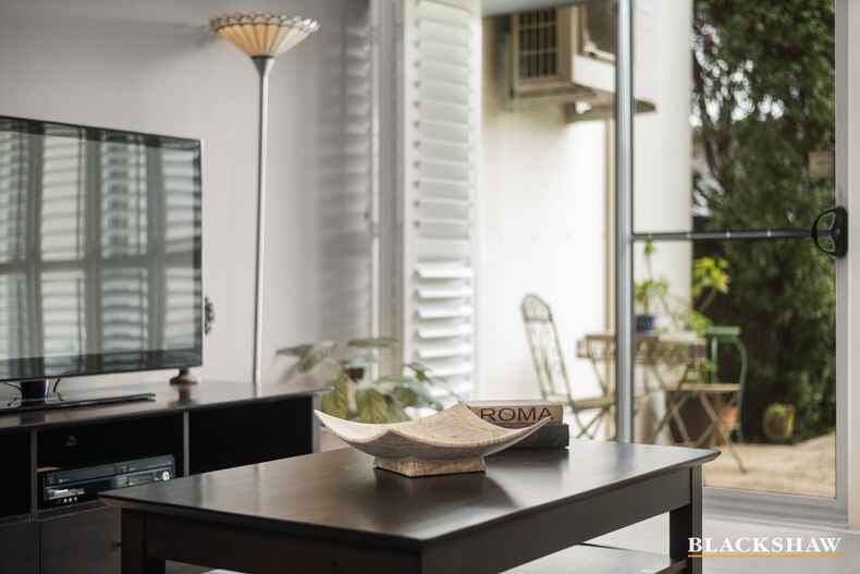 32 Aspinall Street Watson 32 Aspinall Street Watson