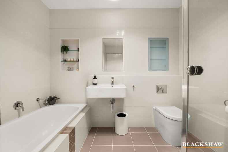 32 Aspinall Street Watson 32 Aspinall Street Watson