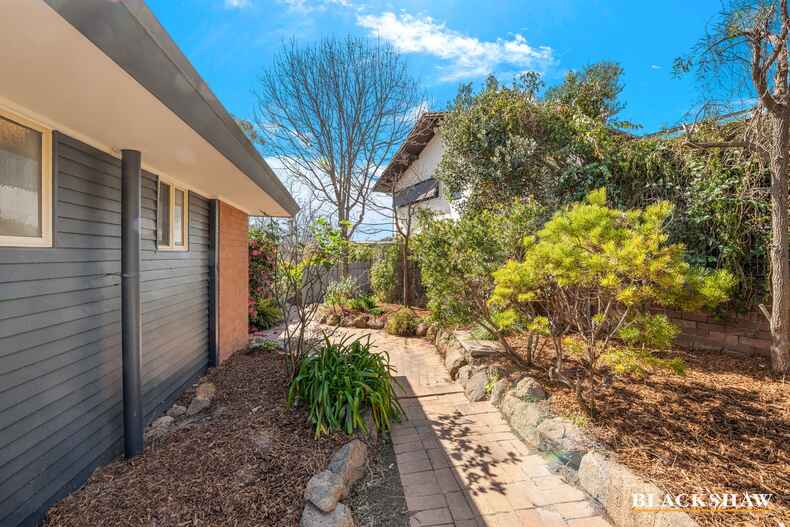 30 Bamford Street Hughes 30 Bamford Street Hughes