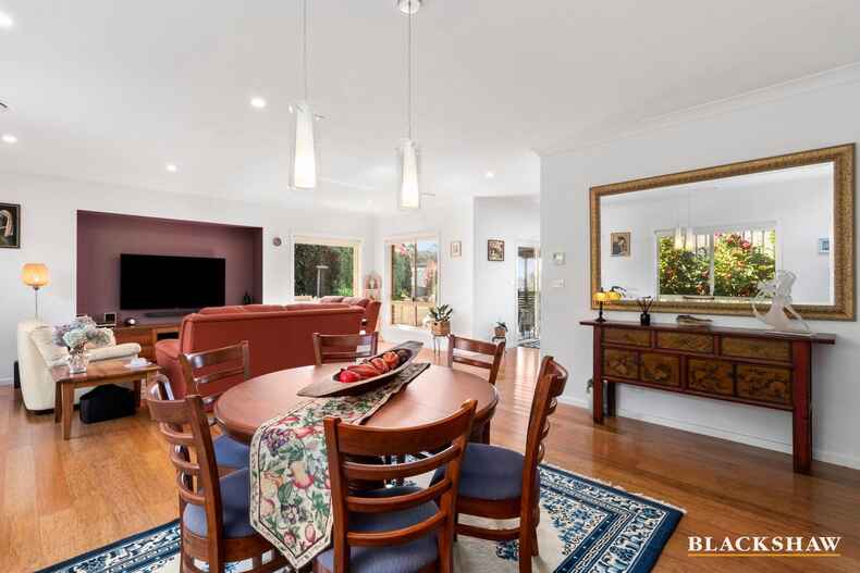 6 Freycinet Drive Sunshine Bay 6 Freycinet Drive Sunshine Bay