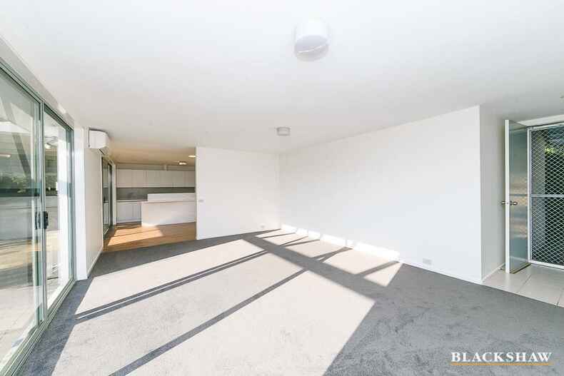 1/3 Dendy Place Florey 1/3 Dendy Place Florey