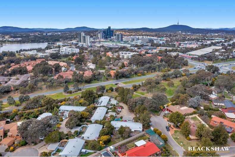 1/3 Dendy Place Florey 1/3 Dendy Place Florey