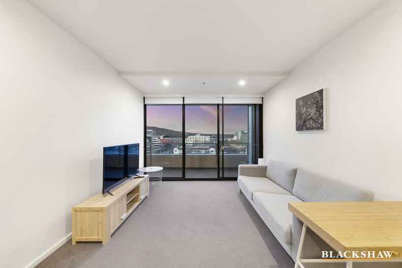 71/45 West Row City 71/45 West Row City