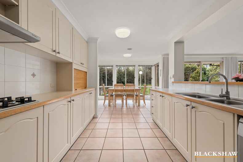 16 James Scott Close Kambah 16 James Scott Close Kambah