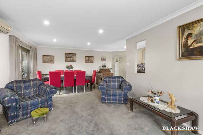 17 Batman Place Sunshine Bay