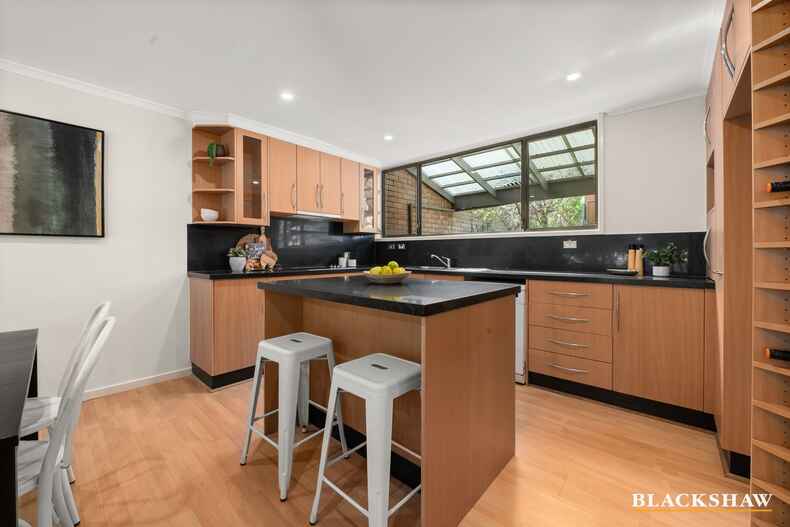 33 Jewell Close Phillip 33 Jewell Close Phillip