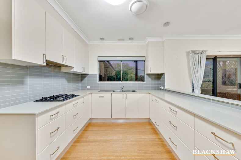 24 Banks Street Yarralumla 24 Banks Street Yarralumla