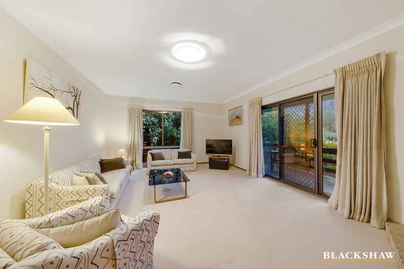24 Banks Street Yarralumla 24 Banks Street Yarralumla