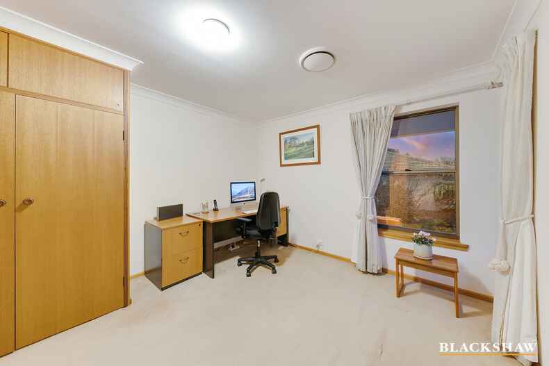 24 Banks Street Yarralumla 24 Banks Street Yarralumla