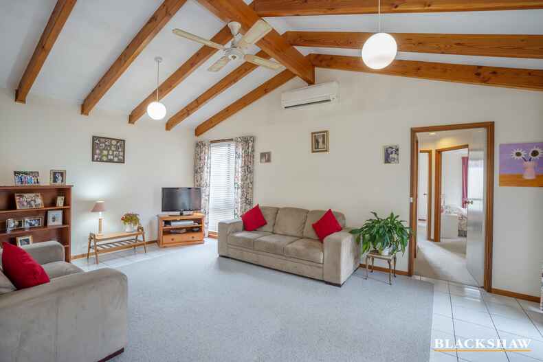 22 Fairweather Circuit Lyneham 22 Fairweather Circuit Lyneham