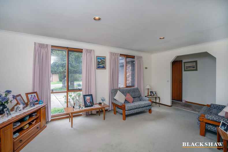 22 Fairweather Circuit Lyneham 22 Fairweather Circuit Lyneham