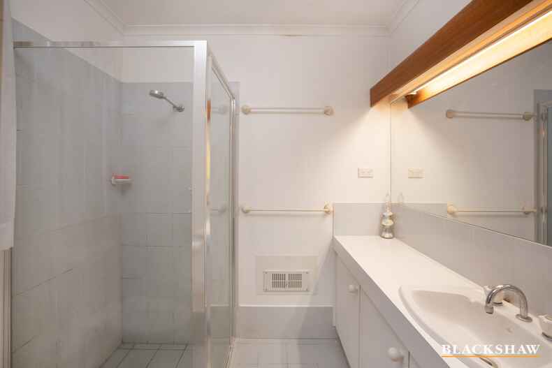 22 Fairweather Circuit Lyneham 22 Fairweather Circuit Lyneham