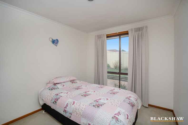 22 Fairweather Circuit Lyneham 22 Fairweather Circuit Lyneham