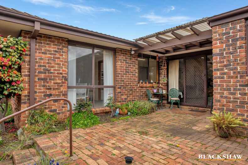 22 Fairweather Circuit Lyneham 22 Fairweather Circuit Lyneham