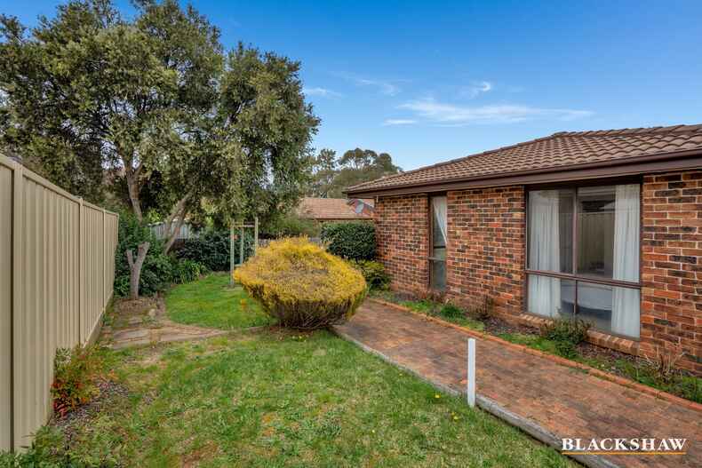 22 Fairweather Circuit Lyneham 22 Fairweather Circuit Lyneham