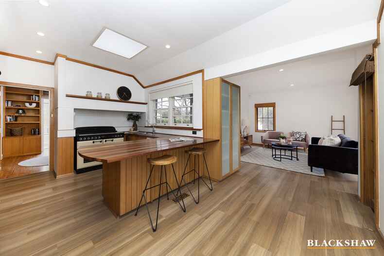 73 Euree Street Reid