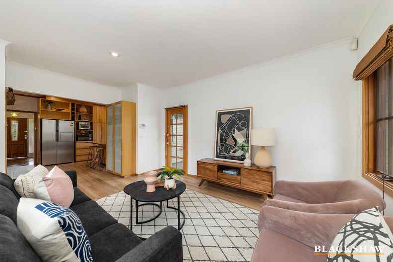 73 Euree Street Reid