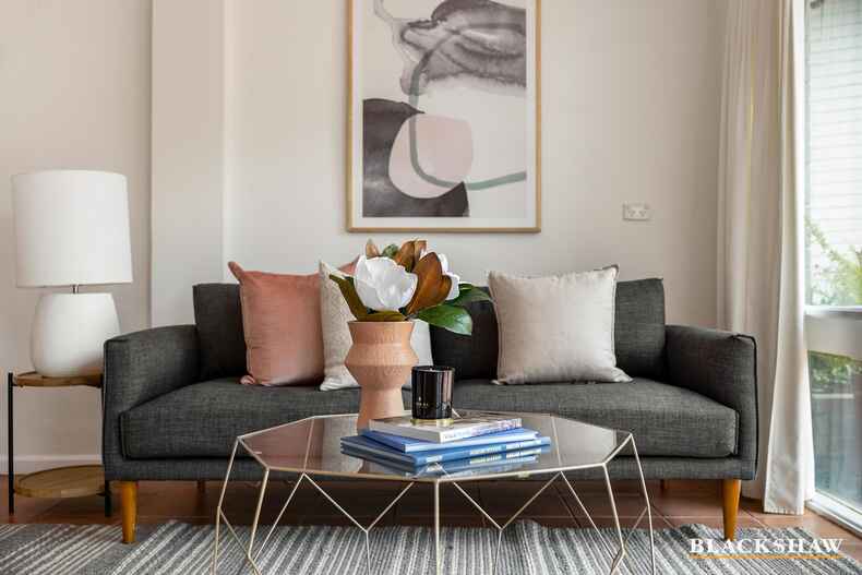 73 Euree Street Reid