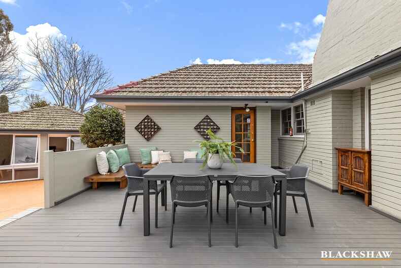 73 Euree Street Reid