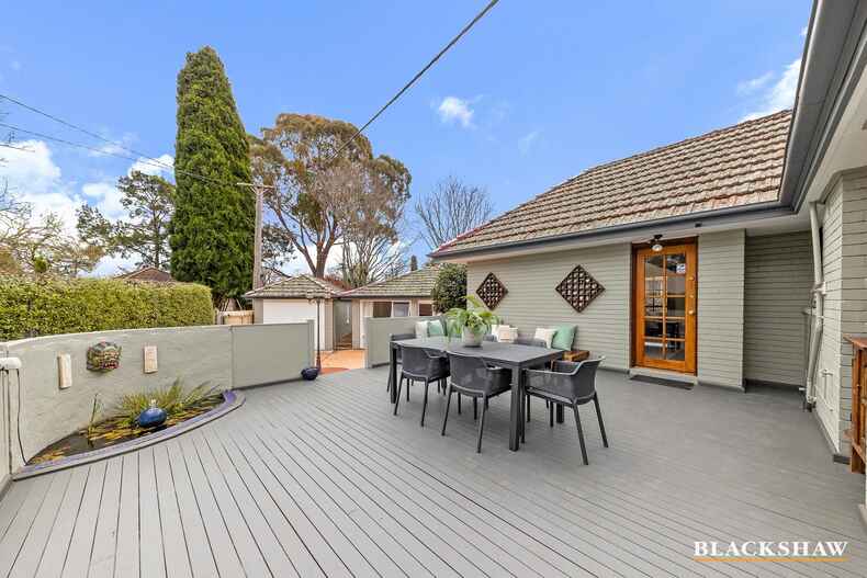 73 Euree Street Reid