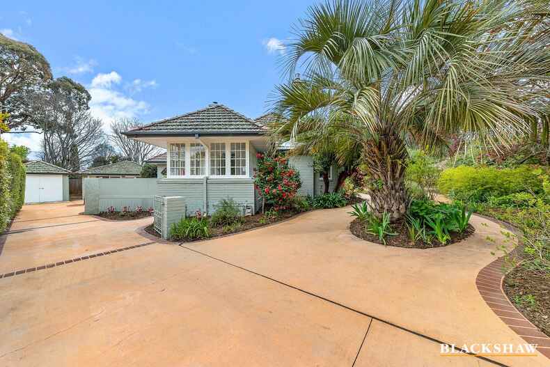 73 Euree Street Reid