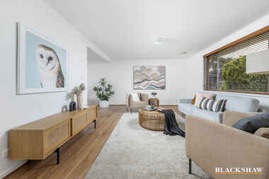 5 Davison Place Holt