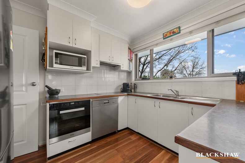 7 Glasgow Place Hughes 7 Glasgow Place Hughes