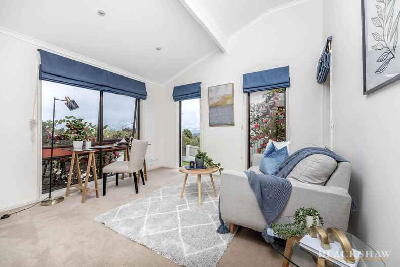 422 Bugden Avenue Fadden 422 Bugden Avenue Fadden