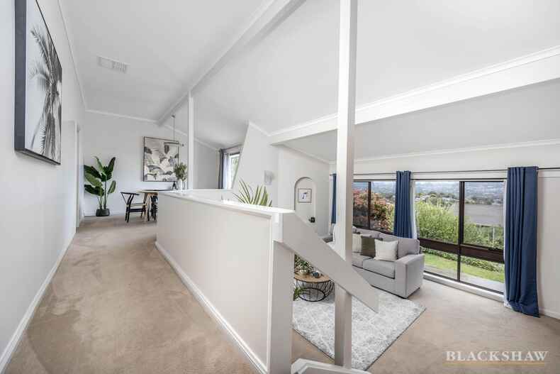 422 Bugden Avenue Fadden 422 Bugden Avenue Fadden