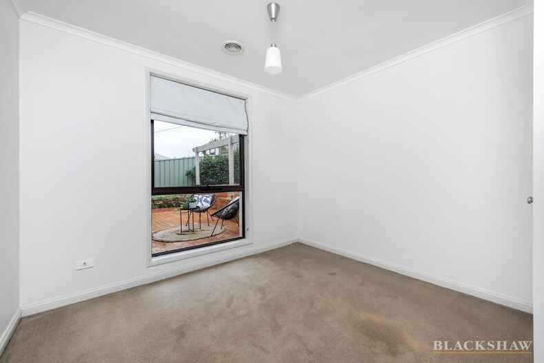 422 Bugden Avenue Fadden 422 Bugden Avenue Fadden