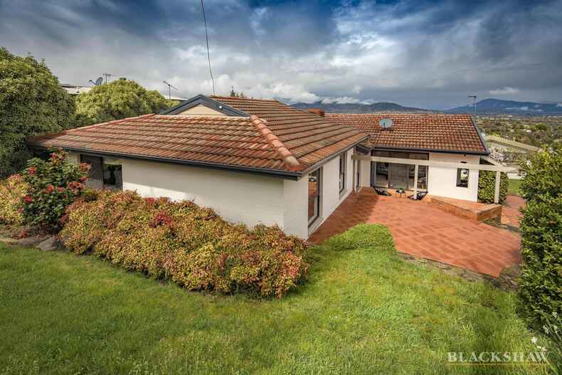 422 Bugden Avenue Fadden 422 Bugden Avenue Fadden