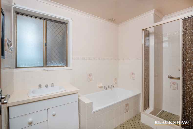 64 Grainger Circuit Melba 64 Grainger Circuit Melba