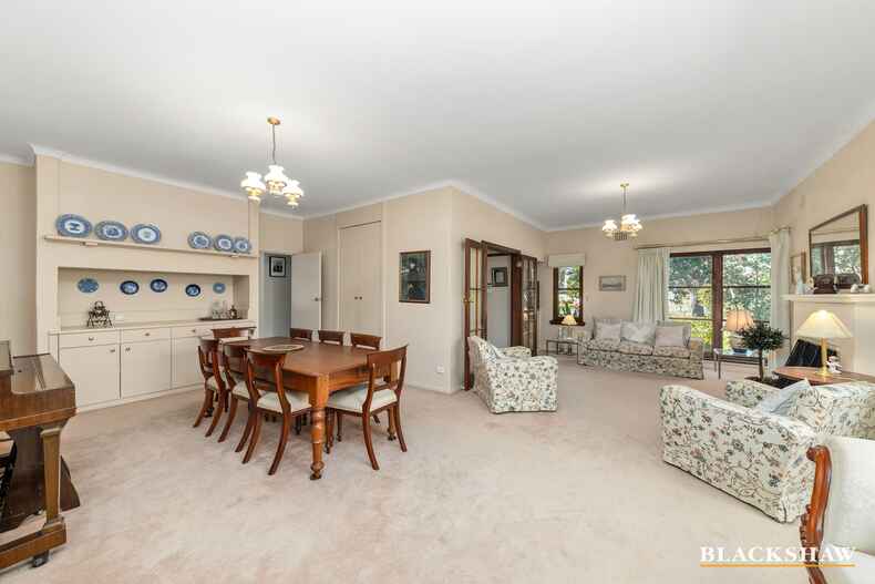 36 Blaxland Crescent Griffith