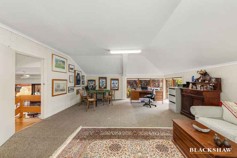 36 Blaxland Crescent Griffith