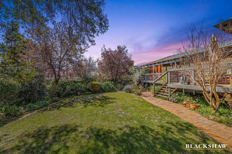 36 Blaxland Crescent Griffith