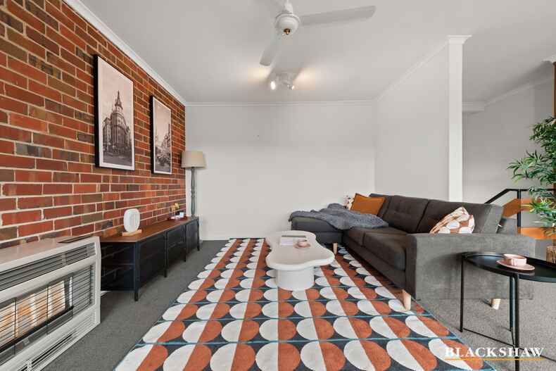 2 Joyce Place Mawson 2 Joyce Place Mawson