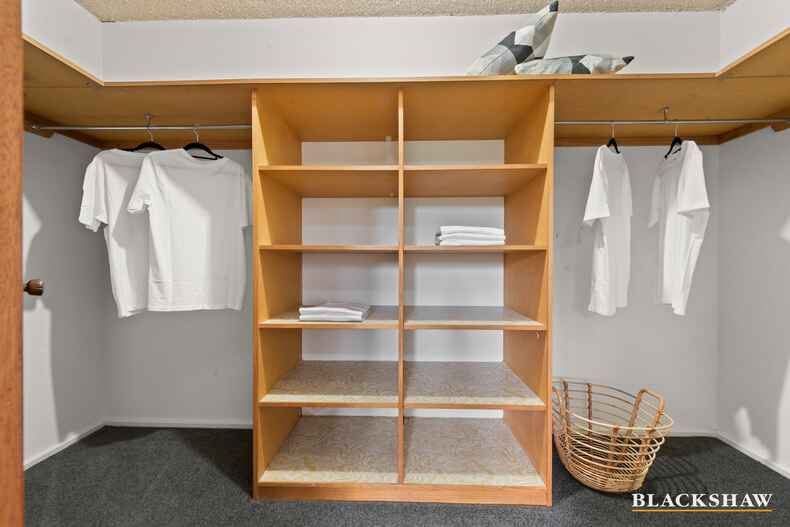 2 Joyce Place Mawson 2 Joyce Place Mawson