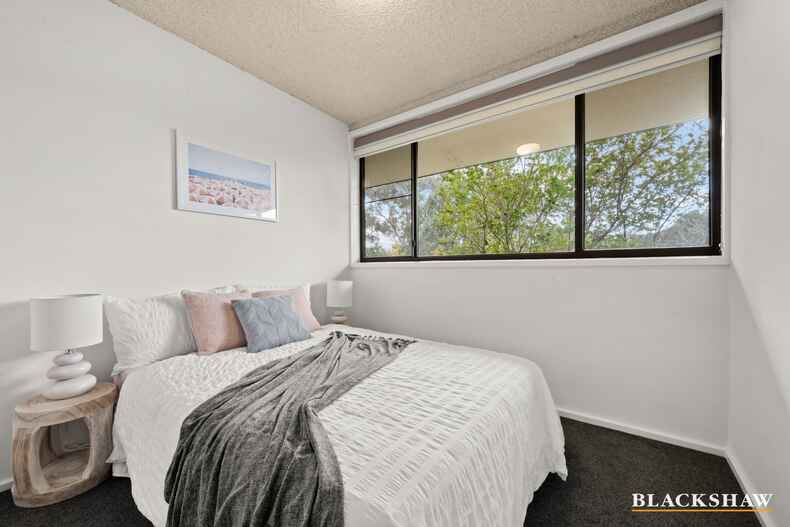 2 Joyce Place Mawson 2 Joyce Place Mawson