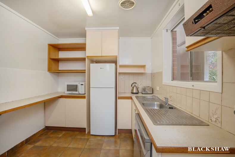 33 Follett Street Scullin 33 Follett Street Scullin