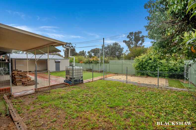 33 Follett Street Scullin 33 Follett Street Scullin