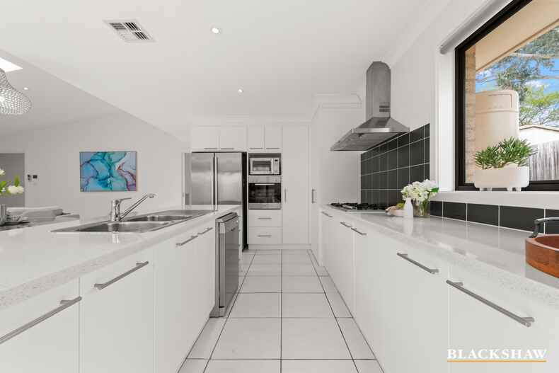 48/48a McTaggart Crescent Kambah 48/48a McTaggart Crescent Kambah