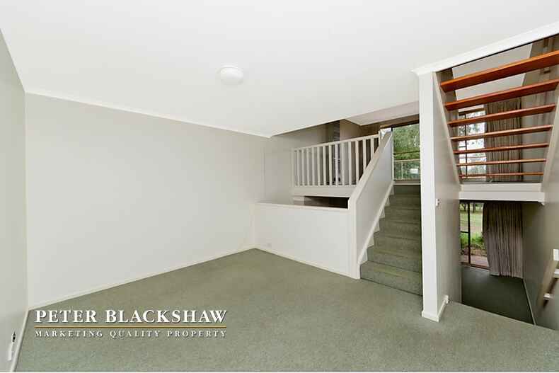 7/49 Leahy Close Narrabundah