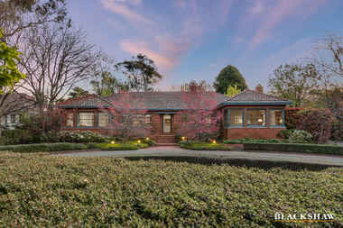 72 National Circuit Deakin