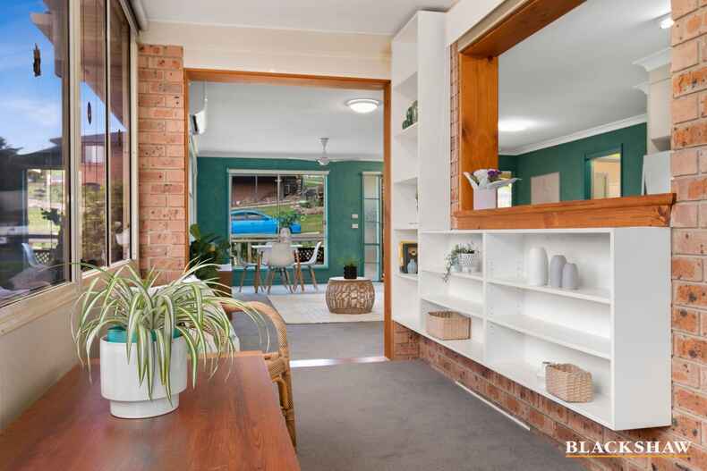 1 Lincoln Crescent North Batemans Bay