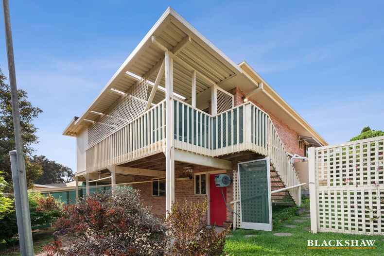 1 Lincoln Crescent North Batemans Bay