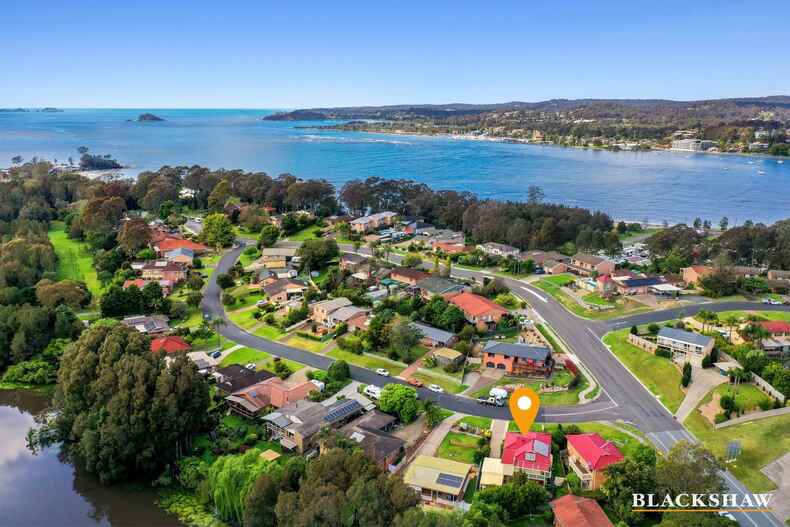 1 Lincoln Crescent North Batemans Bay