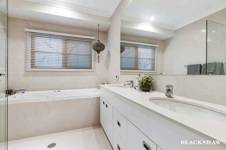27A Hutchins Street Yarralumla 27A Hutchins Street Yarralumla