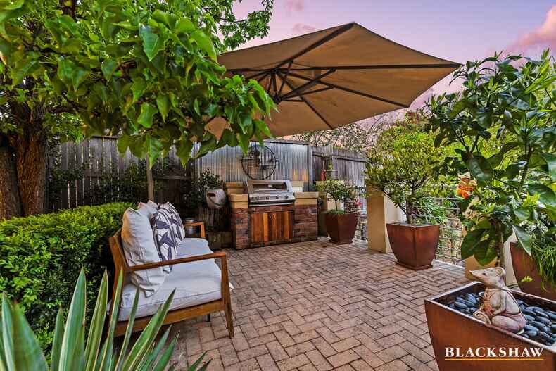 27A Hutchins Street Yarralumla 27A Hutchins Street Yarralumla