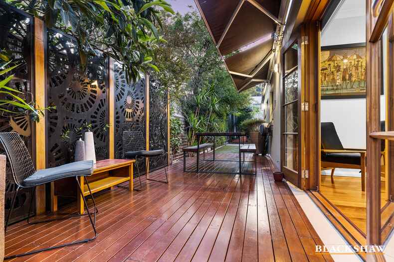 27A Hutchins Street Yarralumla 27A Hutchins Street Yarralumla